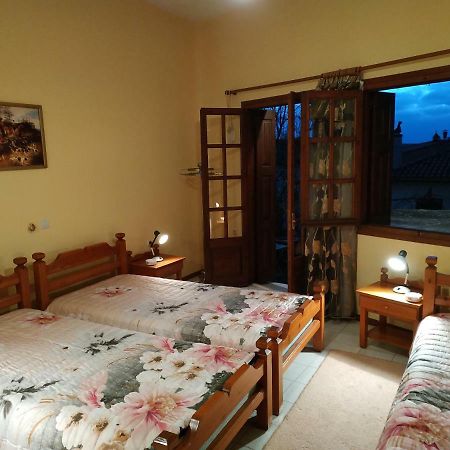 Piso Alonia Hotel Arachova Buitenkant foto